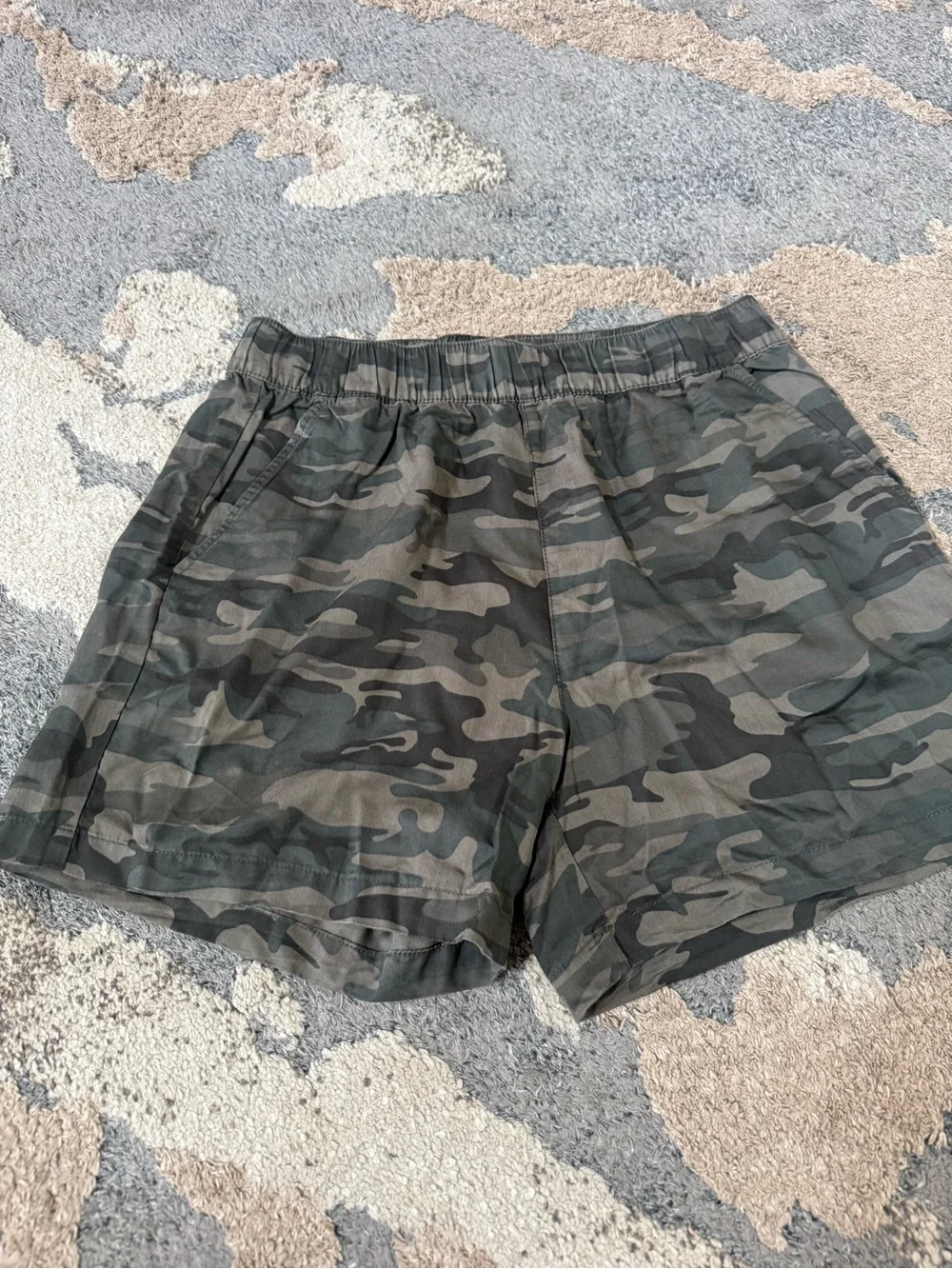 Social Standard Women's Camo Elastic-Waist Athletic Shorts - Olive Green